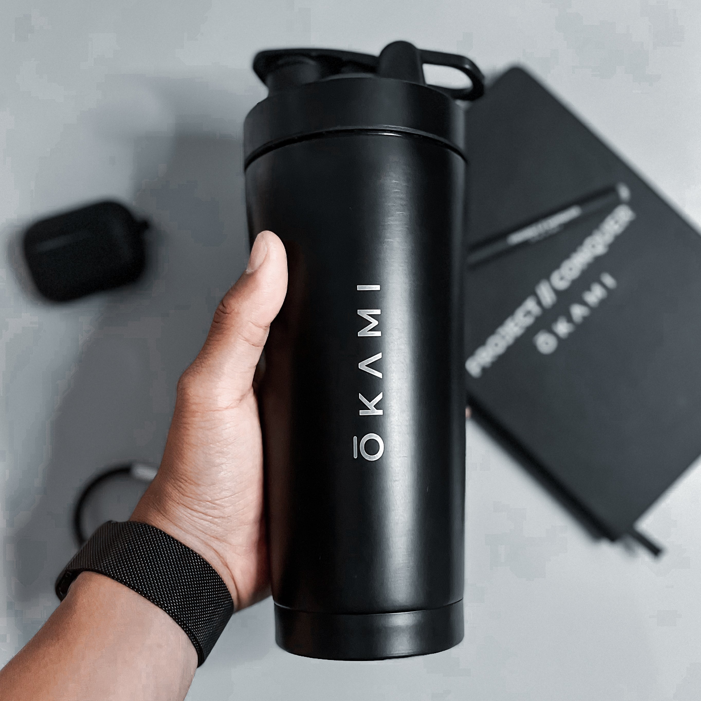 'Conquer' Shaker Bottle